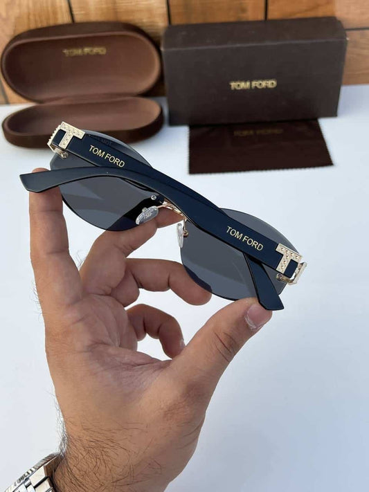 TomFoRD_58178_gold_black