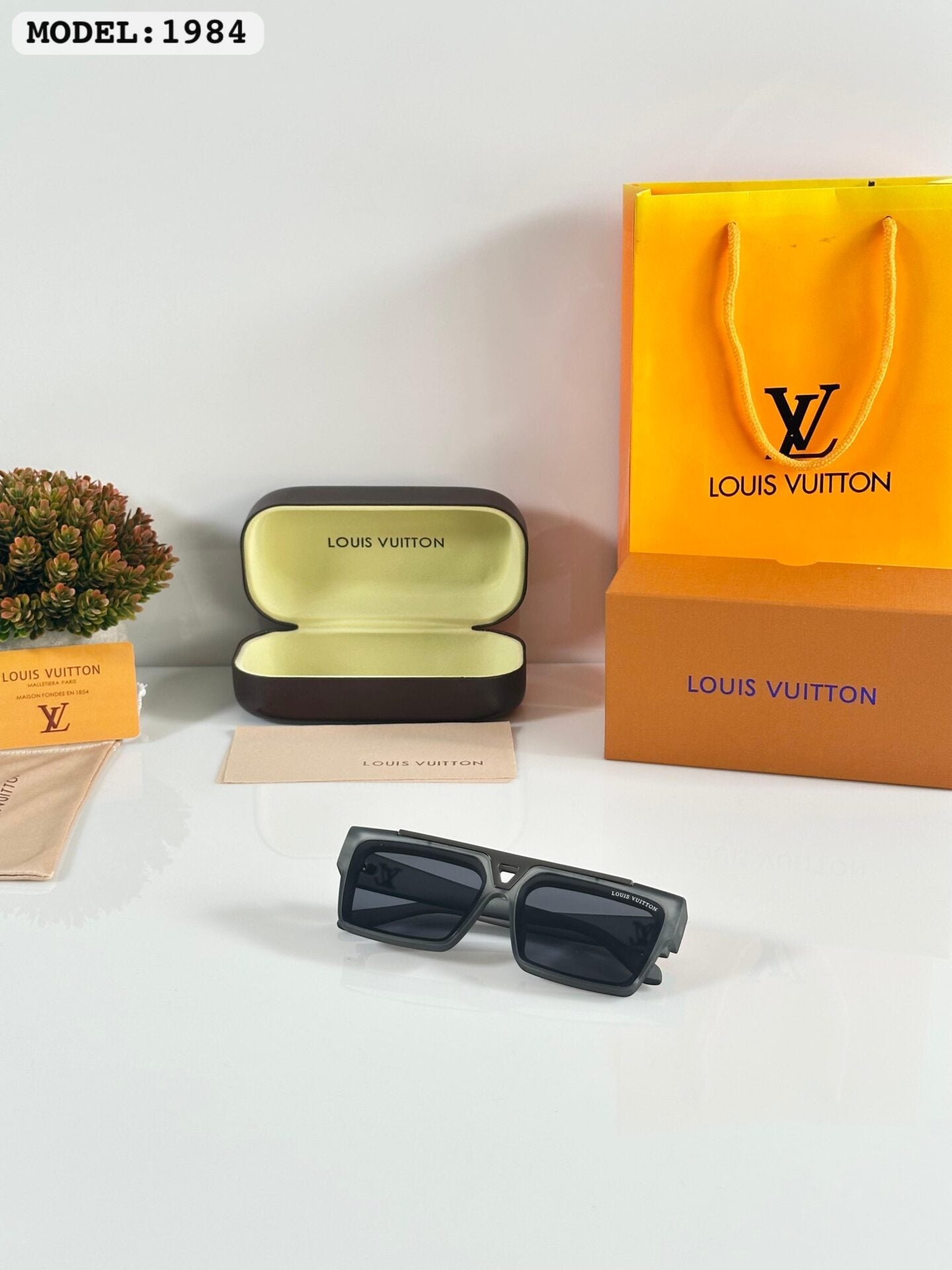 Black Square Frame Sunglasses for Unisex