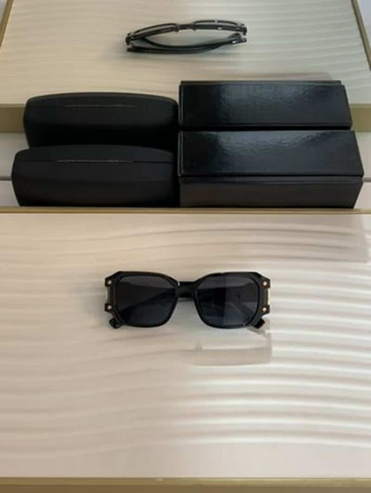 VERSACE._144_black